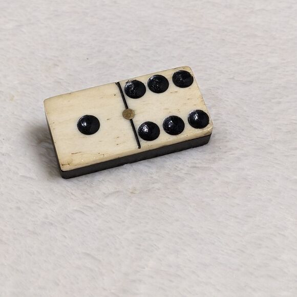 Antique Bone & Ebony w/ Brass Tac Domino Brooche - Picture 8 of 9